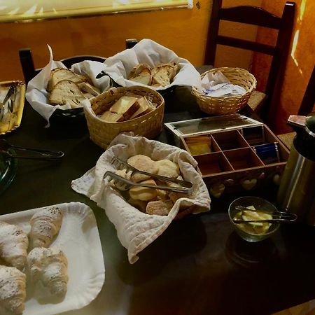Agriturismo Santa Lucia 트라탈리아스 외부 사진