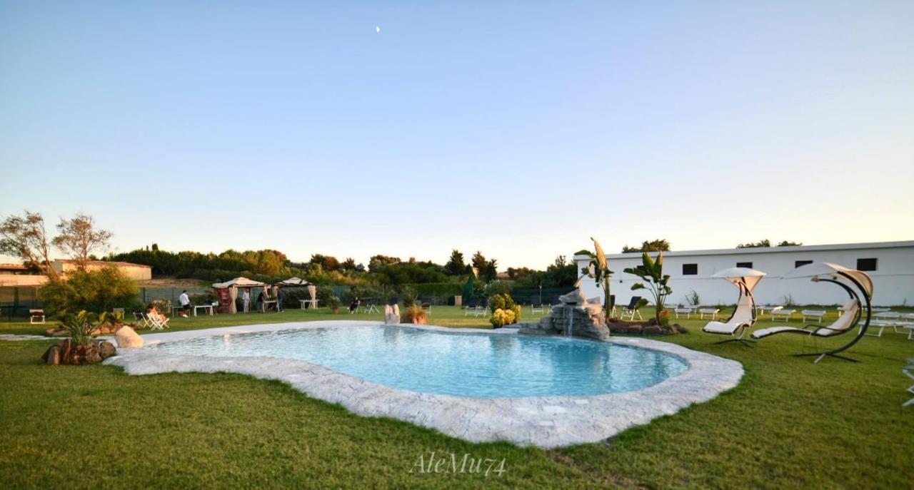 Agriturismo Santa Lucia 트라탈리아스 외부 사진